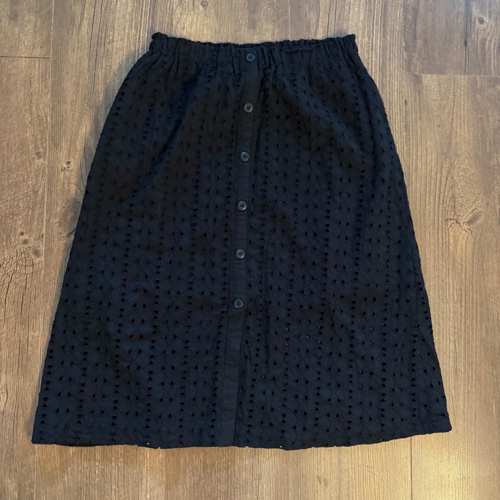 Mossimo Midi Skirt Black Eyelet Button Elastic Waist Lined Mystic Goth Womens XS
